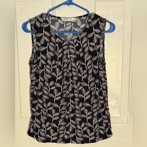 Kasper Black White Leaf Print Sleeveless Blouse Women’s Size Small